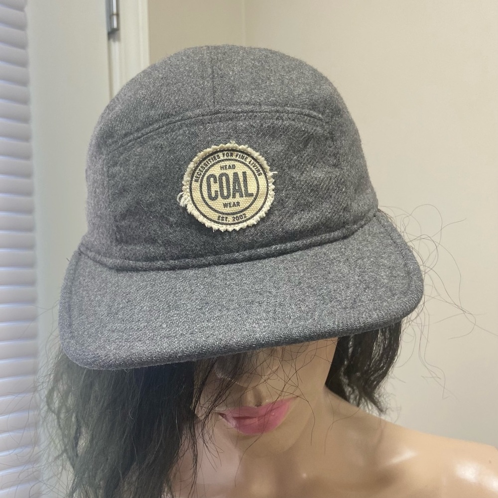 Coal Headwear unisex grey wool blend adjustable back strap, peak hat. Used.
